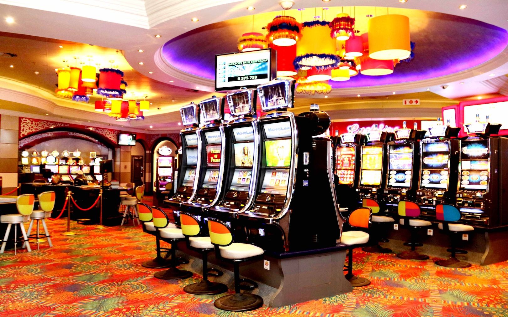 Slot Makinelerinde Heyecan: Duygusal Bağlantı ve Strateji